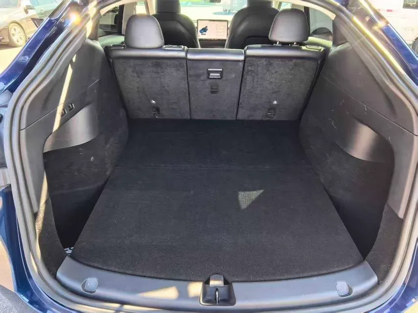 2021 Tesla Model Y BEV 60KWH,autocango,china used car exporter,china ev exporter,chinese used car exporter,chinese used ev exporter