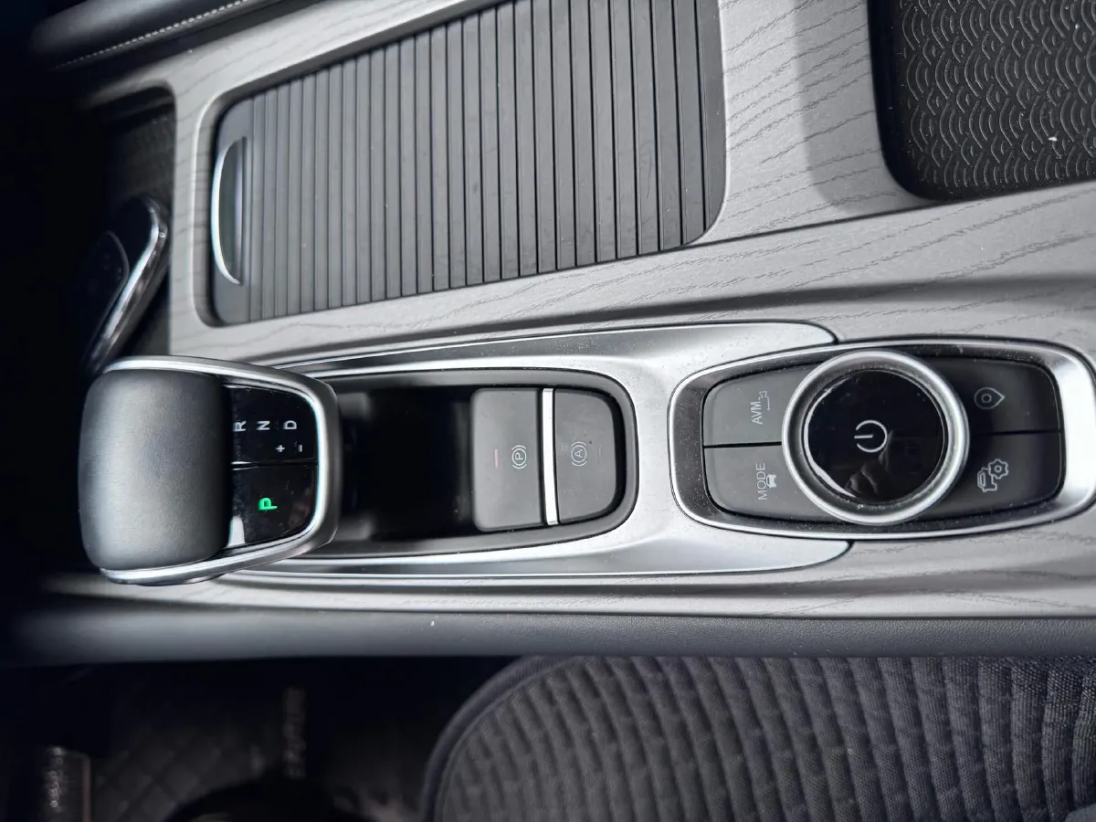 2022 Chery Arrizo 8 1.6T 197HP L4 7DCT,autocango,china used car exporter,china ev exporter,chinese used car exporter,chinese used ev exporter