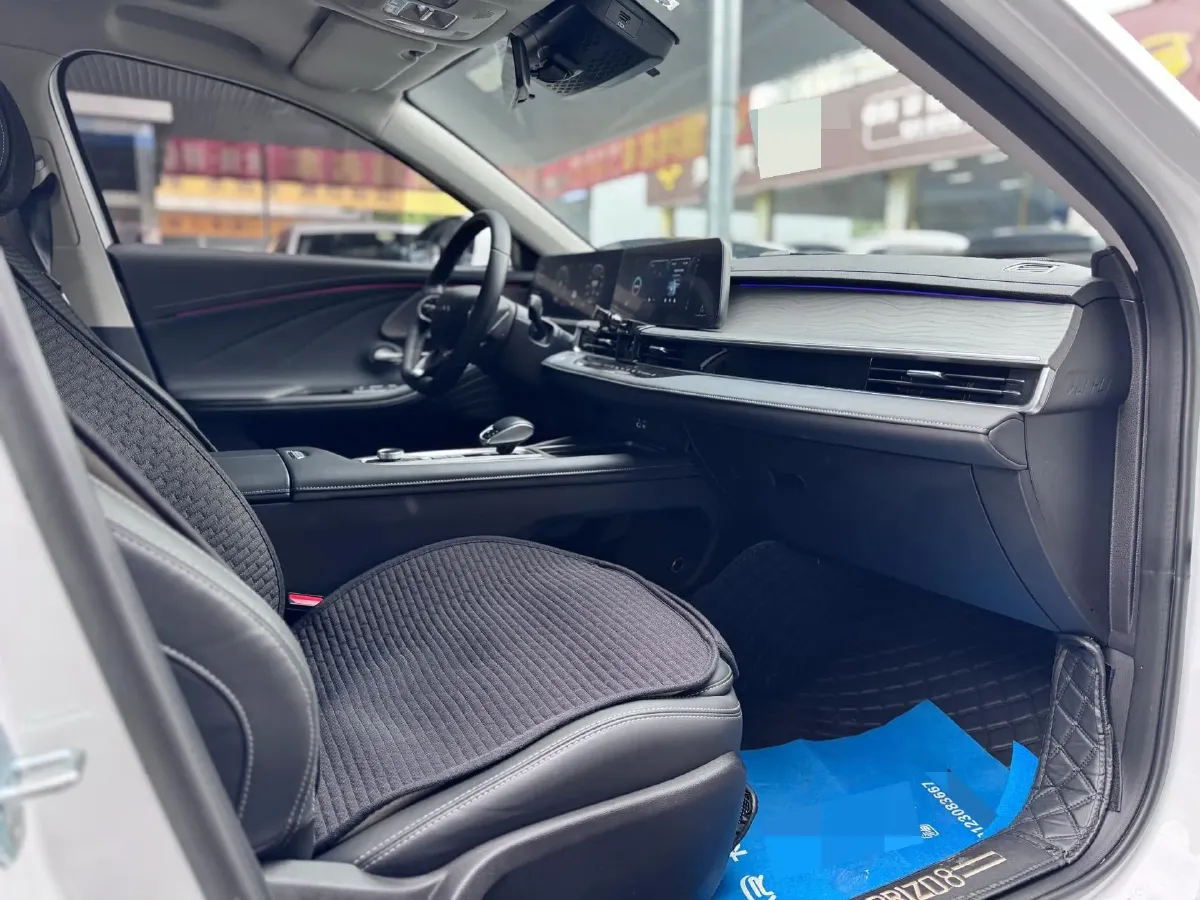 2022 Chery Arrizo 8 1.6T 197HP L4 7DCT,autocango,china used car exporter,china ev exporter,chinese used car exporter,chinese used ev exporter