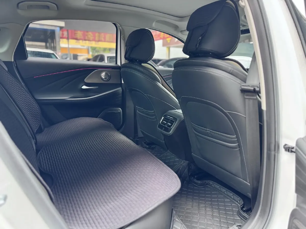 2022 Chery Arrizo 8 1.6T 197HP L4 7DCT,autocango,china used car exporter,china ev exporter,chinese used car exporter,chinese used ev exporter