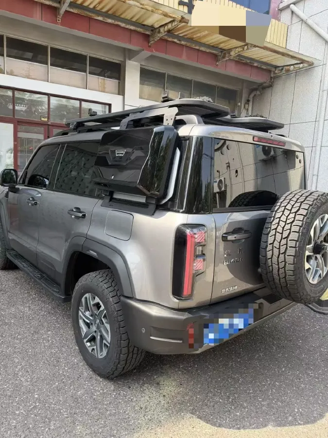 2024 Beijing BJ40 2.0T 245HP L4 8AT,autocango,china used car exporter,china ev exporter,chinese used car exporter,chinese used ev exporter