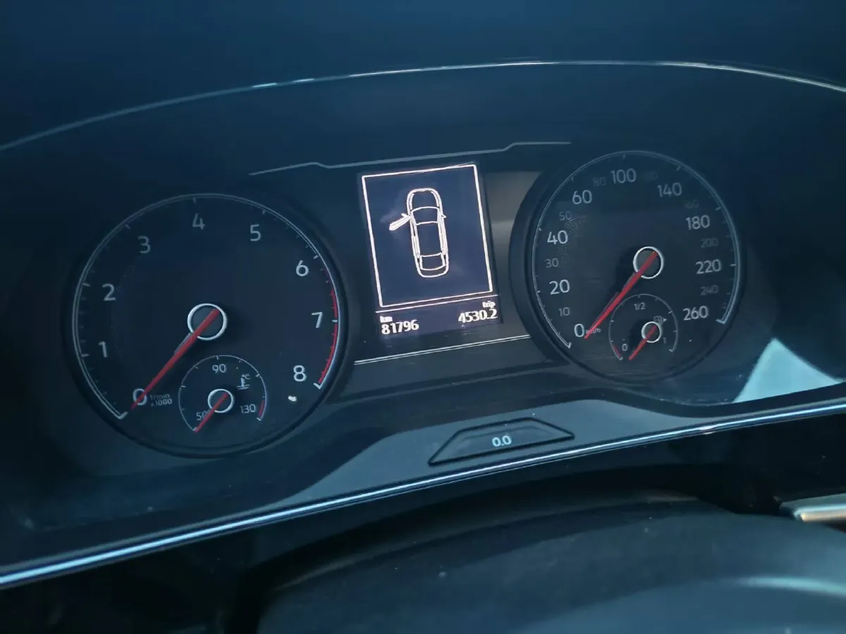 2020 Volkswagen Passat 2.0T 186HP L4 7DCT,autocango,china used car exporter,china ev exporter,chinese used car exporter,chinese used ev exporter