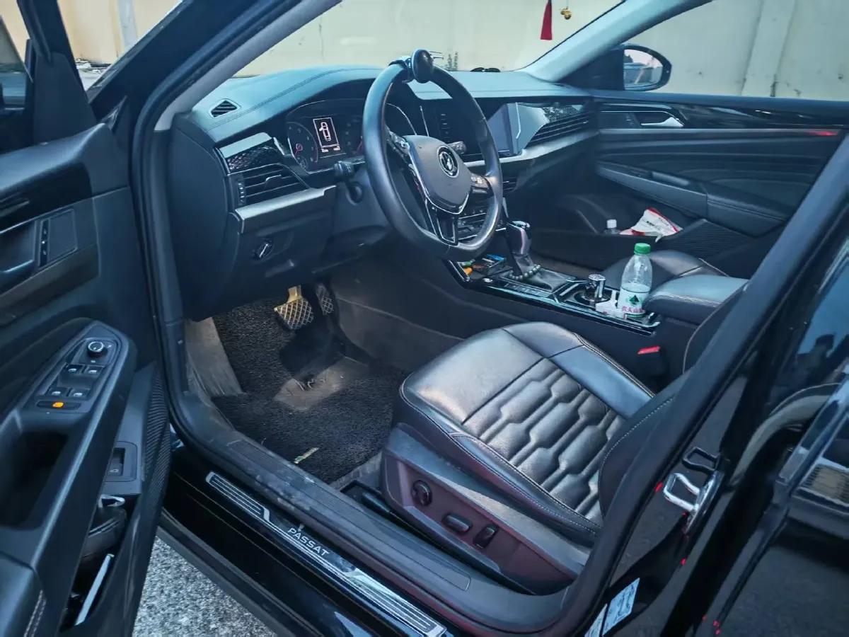 2020 Volkswagen Passat 2.0T 186HP L4 7DCT,autocango,china used car exporter,china ev exporter,chinese used car exporter,chinese used ev exporter