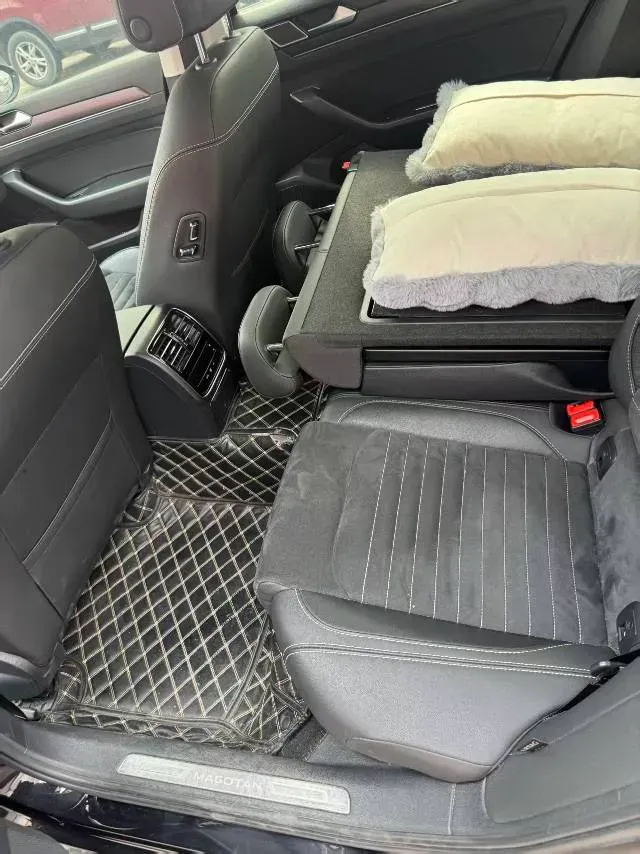 2020 Volkswagen Magotan 2.0T 186HP L4 7DCT,autocango,china used car exporter,china ev exporter,chinese used car exporter,chinese used ev exporter