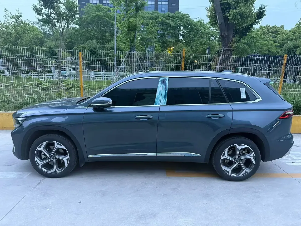2024 Geely Monjaro 2.0T 218HP L4 7DCT,autocango,china used car exporter,china ev exporter,chinese used car exporter,chinese used ev exporter