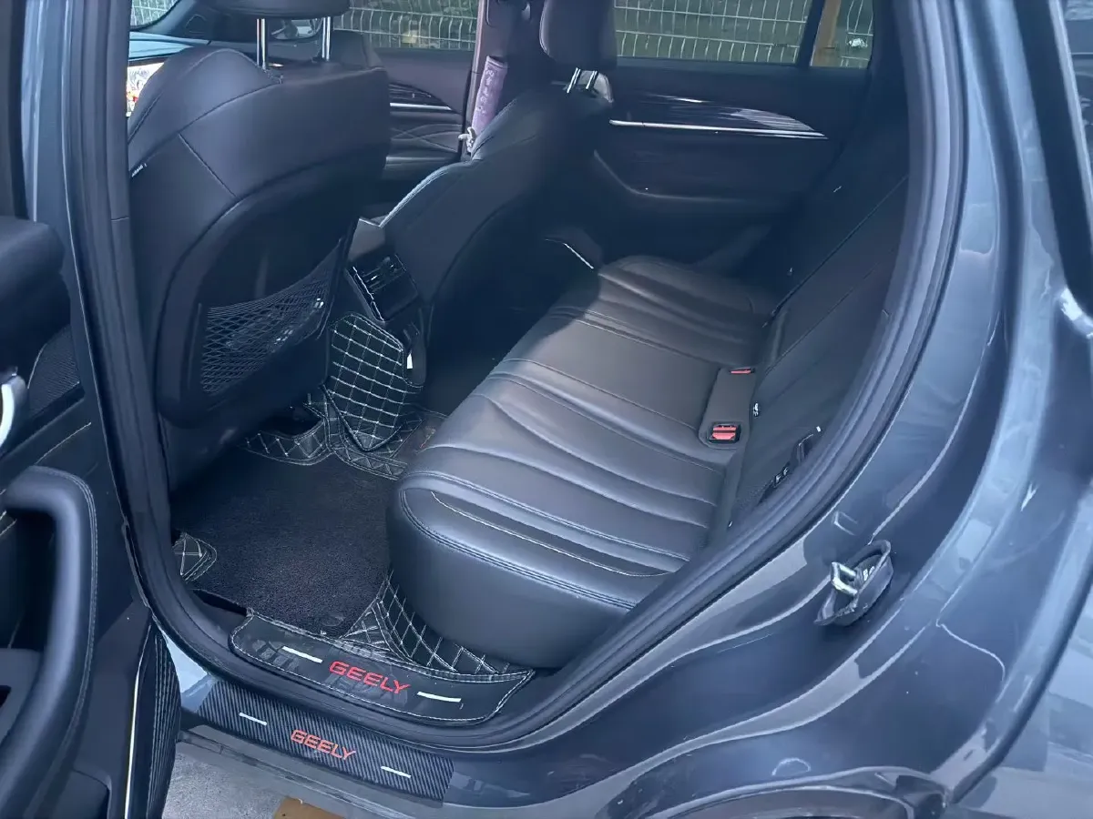 2024 Geely Monjaro 2.0T 218HP L4 7DCT,autocango,china used car exporter,china ev exporter,chinese used car exporter,chinese used ev exporter