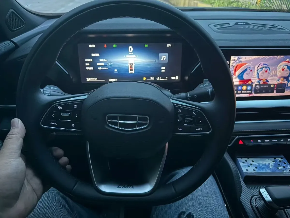 2024 Geely Monjaro 2.0T 218HP L4 7DCT,autocango,china used car exporter,china ev exporter,chinese used car exporter,chinese used ev exporter