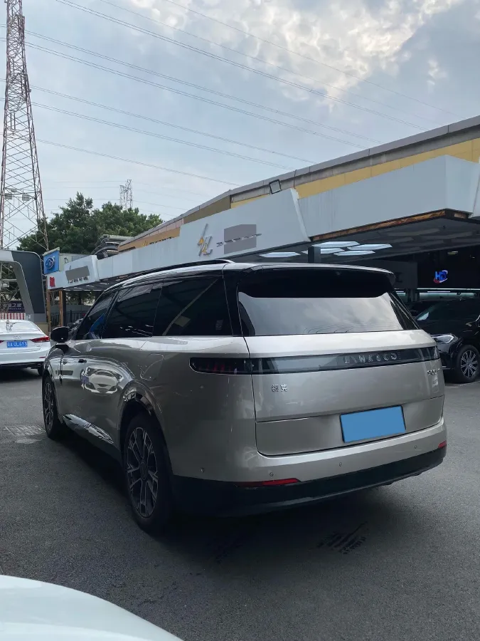 2025 LYNK&CO 900 2.0T 254HP L4 3DHT PHEV,autocango,china used car exporter,china ev exporter,chinese used car exporter,chinese used ev exporter
