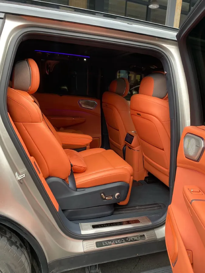 2025 LYNK&CO 900 2.0T 254HP L4 3DHT PHEV,autocango,china used car exporter,china ev exporter,chinese used car exporter,chinese used ev exporter