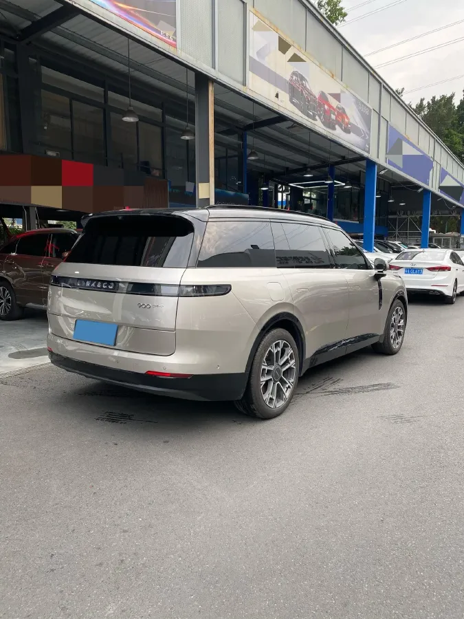 2025 LYNK&CO 900 2.0T 254HP L4 3DHT PHEV,autocango,china used car exporter,china ev exporter,chinese used car exporter,chinese used ev exporter