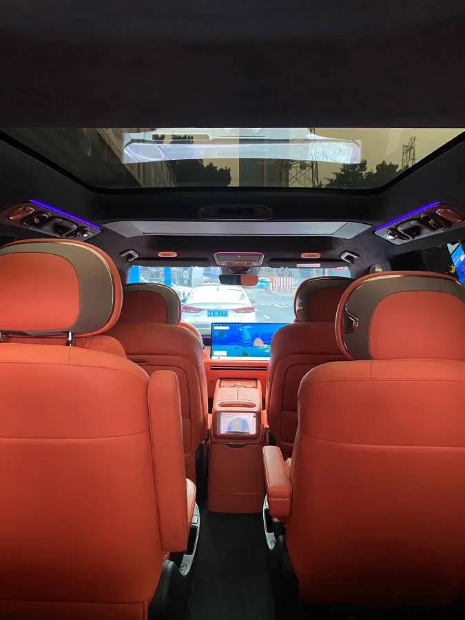 2025 LYNK&CO 900 2.0T 254HP L4 3DHT PHEV,autocango,china used car exporter,china ev exporter,chinese used car exporter,chinese used ev exporter