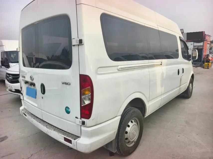 2021 MAXUS XinTu V80 2.0T 139HP L4 6MT,autocango,china used car exporter,china ev exporter,chinese used car exporter,chinese used ev exporter