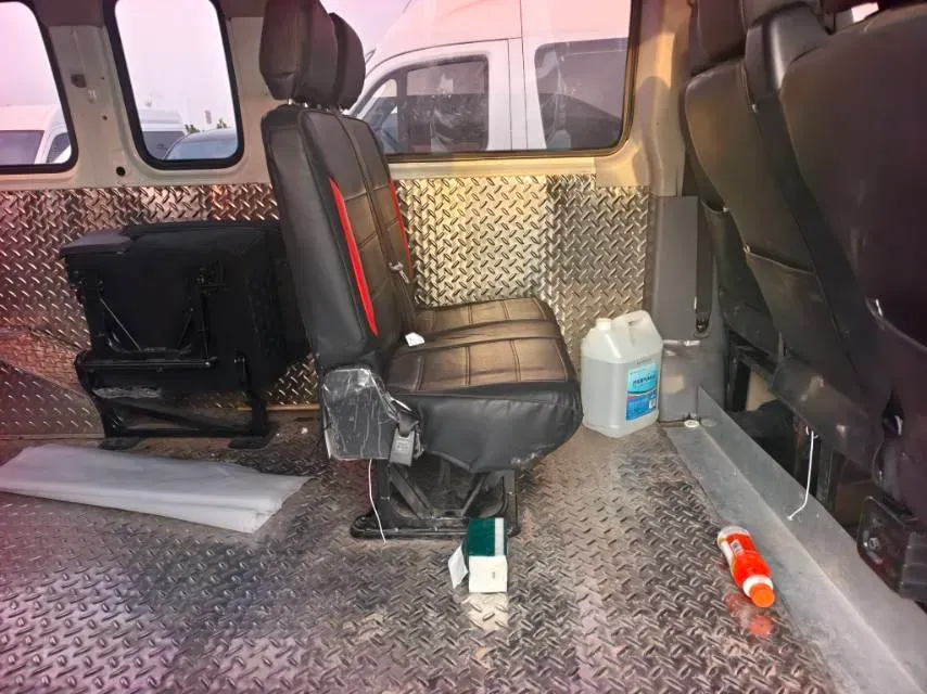 2021 MAXUS XinTu V80 2.0T 139HP L4 6MT,autocango,china used car exporter,china ev exporter,chinese used car exporter,chinese used ev exporter