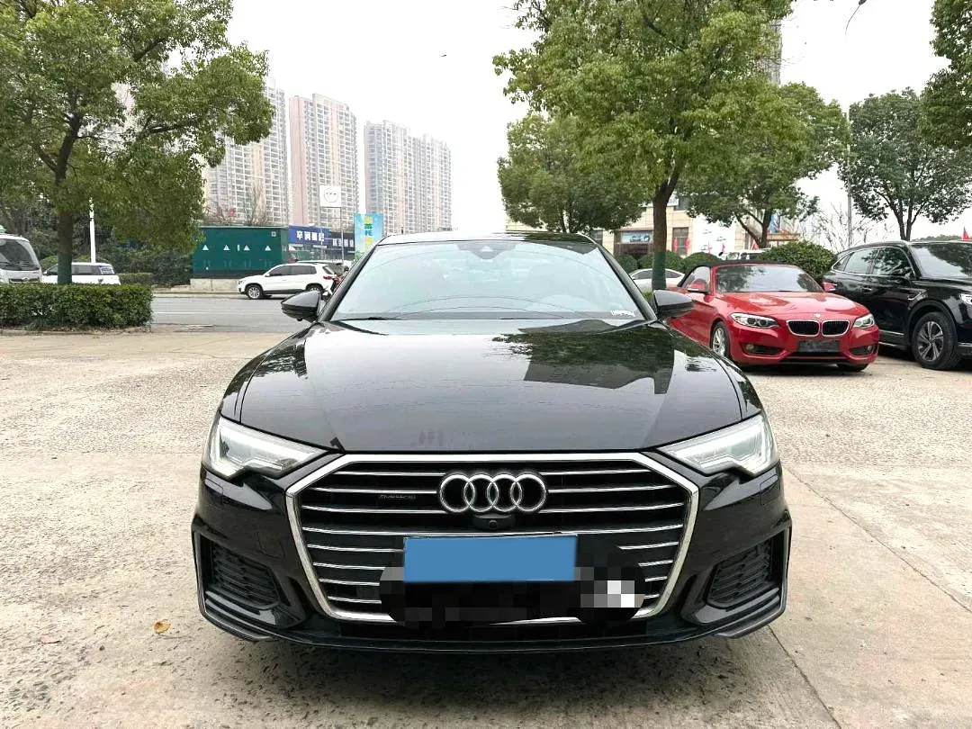 2021 Audi A6L 2.0T 190HP L4 7DCT,autocango,china used car exporter,china ev exporter,chinese used car exporter,chinese used ev exporter