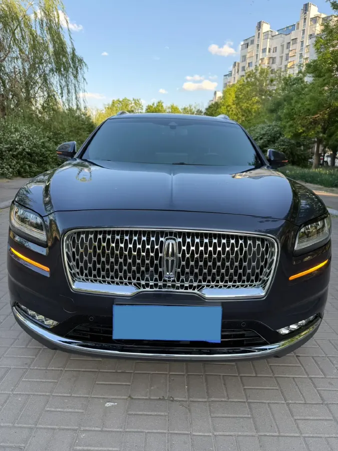 2021 Lincoln Nautilus 2.0T 245HP L4 8AT,autocango,china used car exporter,china ev exporter,chinese used car exporter,chinese used ev exporter