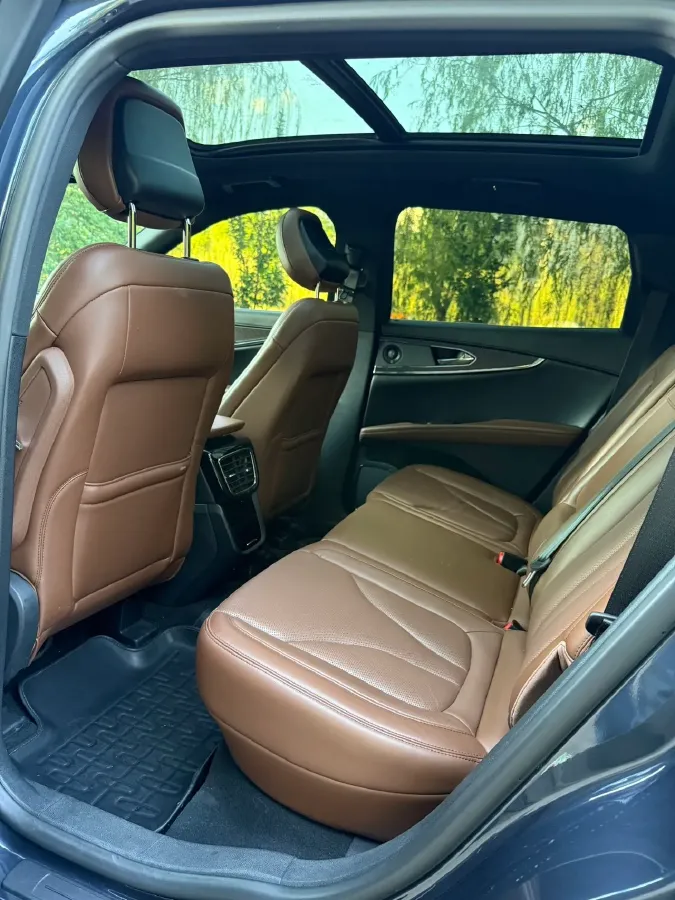 2021 Lincoln Nautilus 2.0T 245HP L4 8AT,autocango,china used car exporter,china ev exporter,chinese used car exporter,chinese used ev exporter