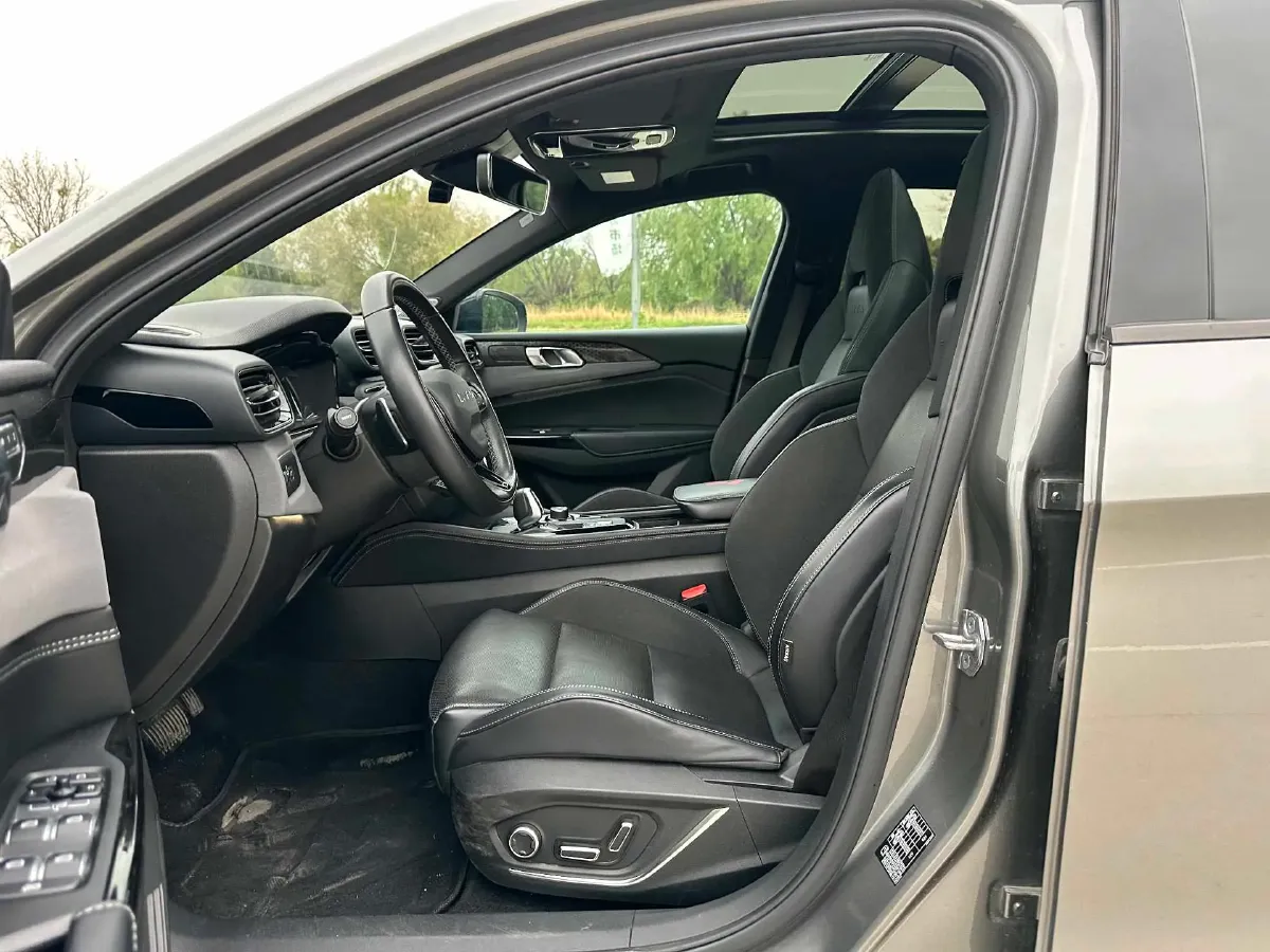 2021 LYNK&CO 03 2.0T 190HP L4 6AT,autocango,china used car exporter,china ev exporter,chinese used car exporter,chinese used ev exporter