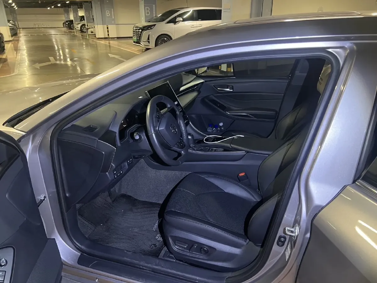 2022 Toyota Avalon 2.5L 178HP L4 E-CVT Hybrid,autocango,china used car exporter,china ev exporter,chinese used car exporter,chinese used ev exporter