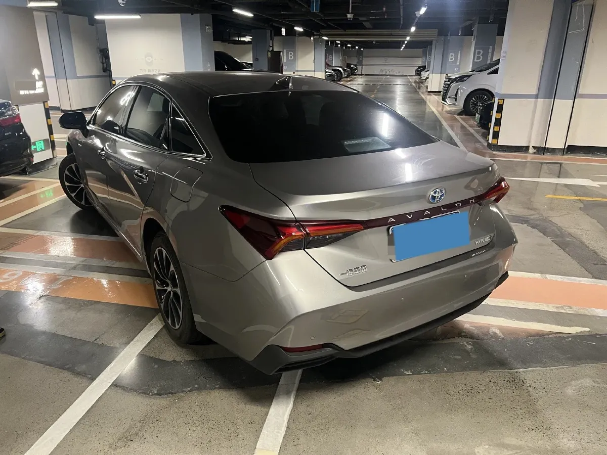 2022 Toyota Avalon 2.5L 178HP L4 E-CVT Hybrid,autocango,china used car exporter,china ev exporter,chinese used car exporter,chinese used ev exporter
