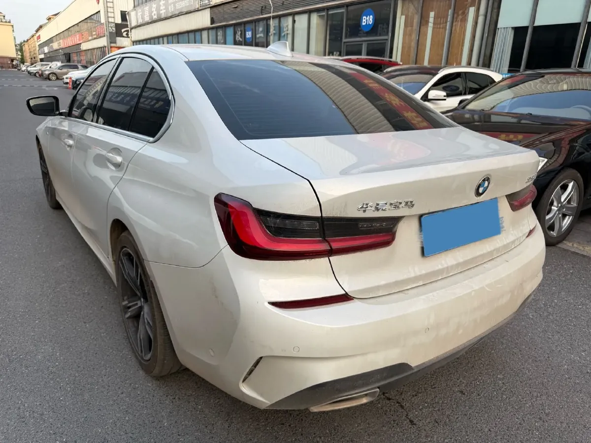 2022 BMW 3 Series 2.0T 184HP L4 8AT,autocango,china used car exporter,china ev exporter,chinese used car exporter,chinese used ev exporter