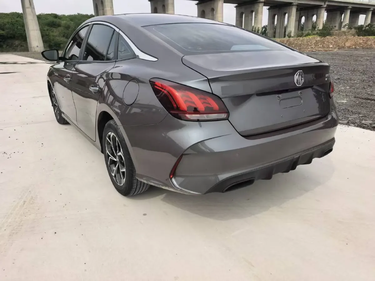 2022 MG 5 1.5L 120HP L4 5MT,autocango,china used car exporter,china ev exporter,chinese used car exporter,chinese used ev exporter