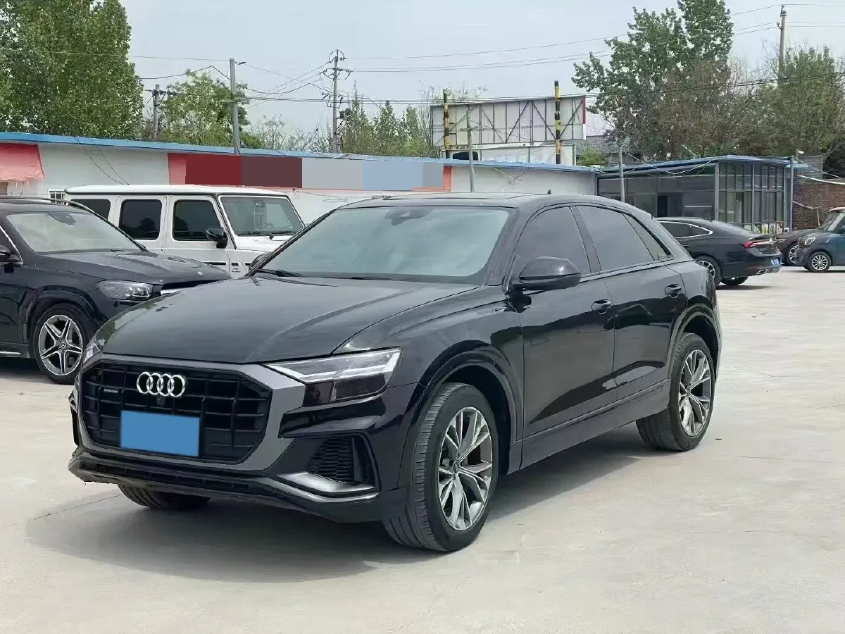 2021 Audi Q8 3.0T 340HP V6 8AT,autocango,china used car exporter,china ev exporter,chinese used car exporter,chinese used ev exporter