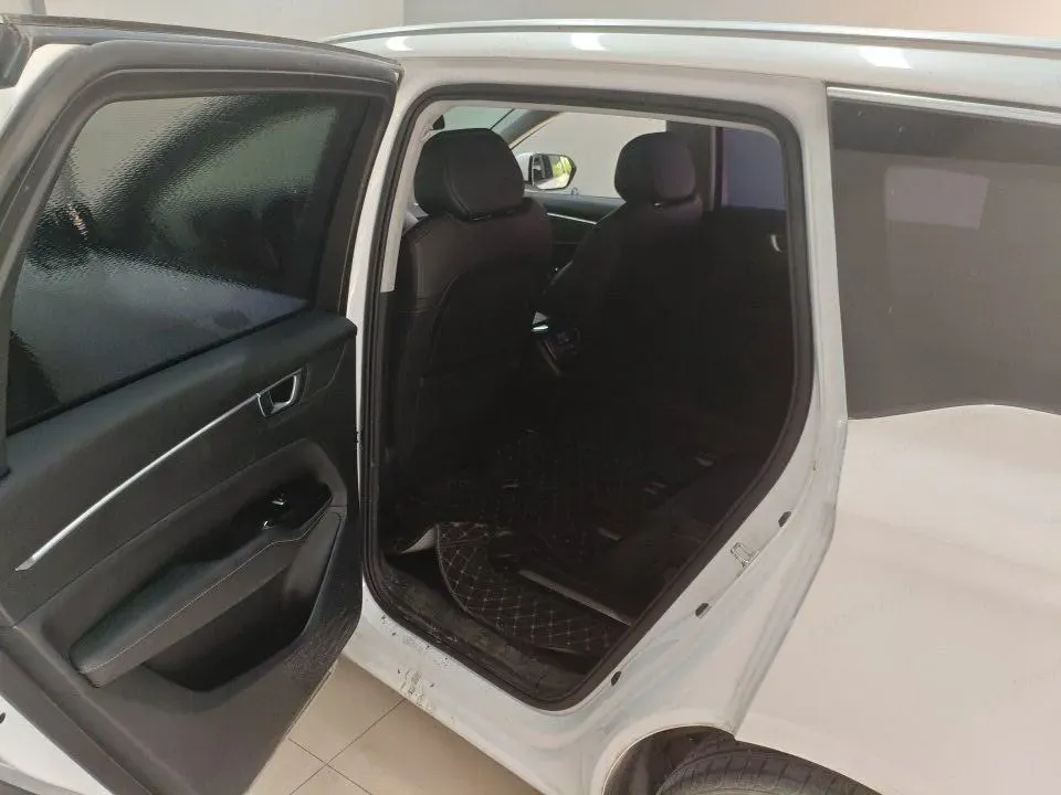 2020 WuLing KaiJie 1.5T 147HP L4 CVT,autocango,china used car exporter,china ev exporter,chinese used car exporter,chinese used ev exporter