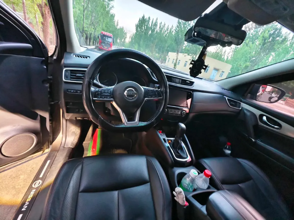 2021 Nissan Qashqai 2.0L 151HP L4 CVT,autocango,china used car exporter,china ev exporter,chinese used car exporter,chinese used ev exporter