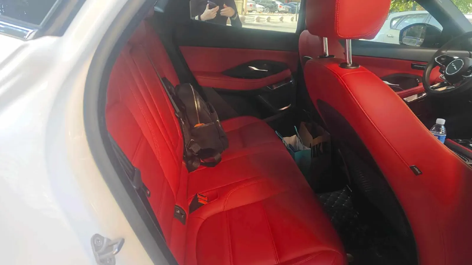 2024 Jaguar E-PACE 1.5T 200HP L3 8AT,autocango,china used car exporter,china ev exporter,chinese used car exporter,chinese used ev exporter