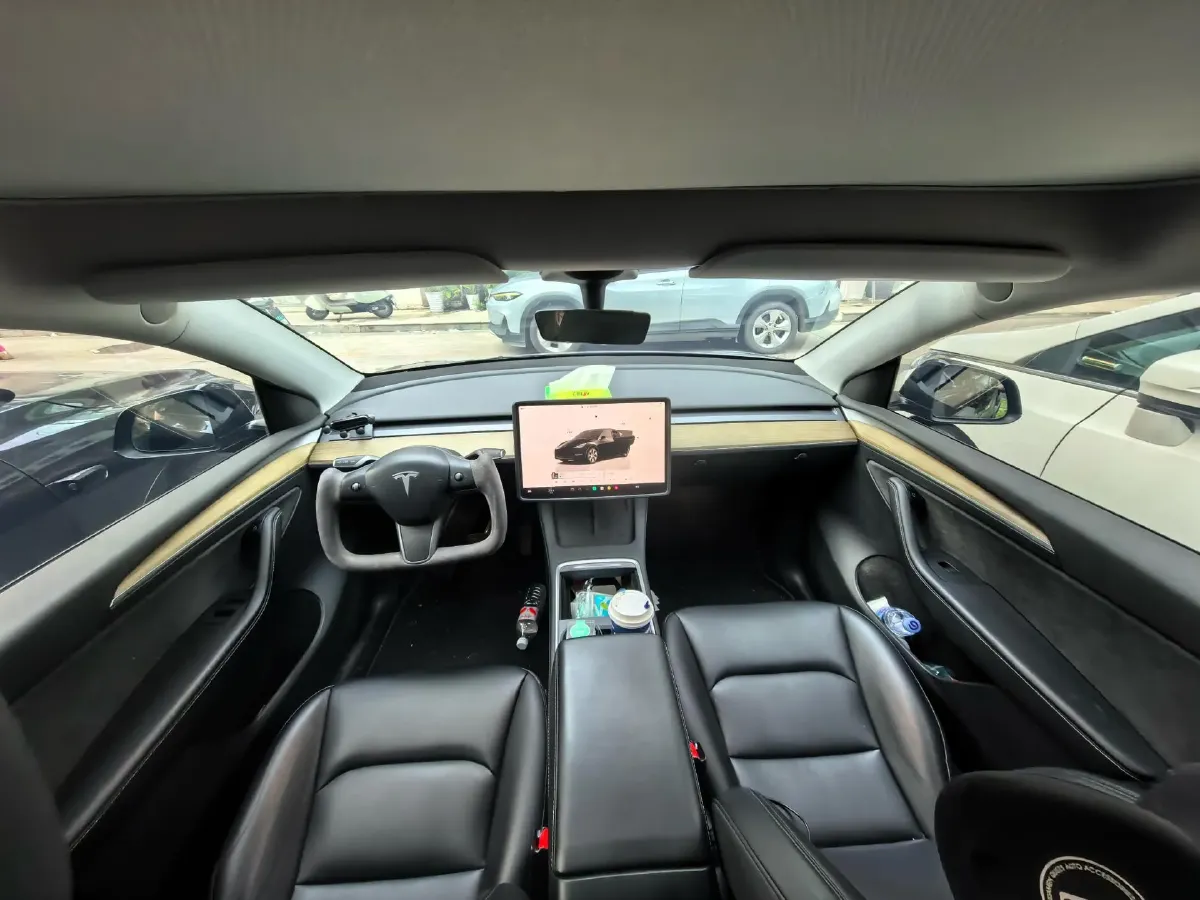 2022 Tesla Model Y BEV 60KWH,autocango,china used car exporter,china ev exporter,chinese used car exporter,chinese used ev exporter