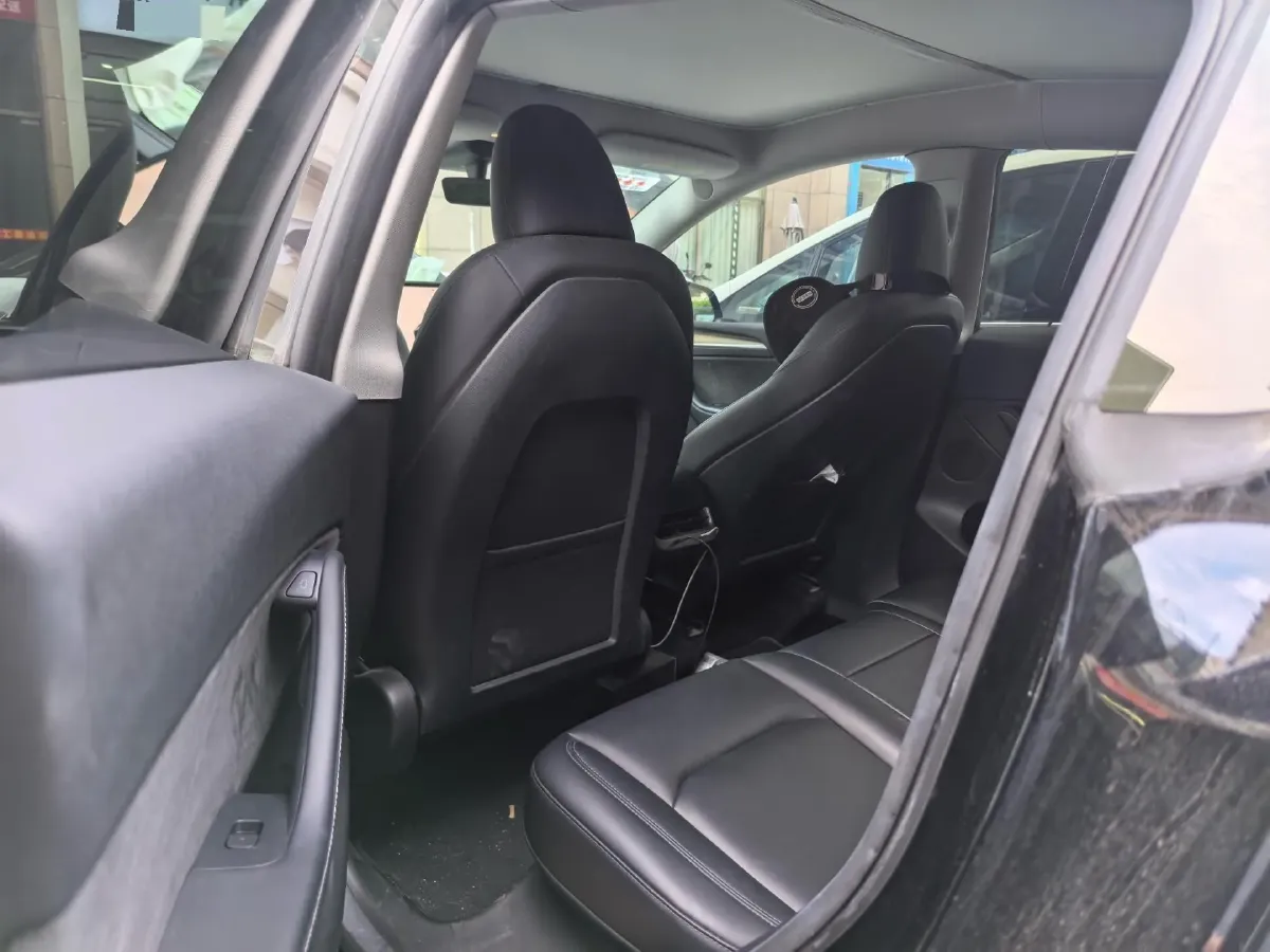 2022 Tesla Model Y BEV 60KWH,autocango,china used car exporter,china ev exporter,chinese used car exporter,chinese used ev exporter