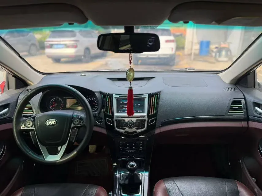 2018 BYD SuRui 1.5L 109HP L4 5MT,autocango,china used car exporter,china ev exporter,chinese used car exporter,chinese used ev exporter