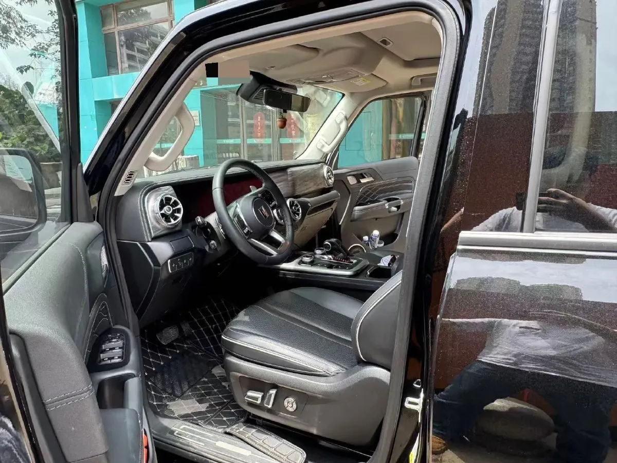 2024 Tank 300 2.0T 227HP L4 8AT,autocango,china used car exporter,china ev exporter,chinese used car exporter,chinese used ev exporter