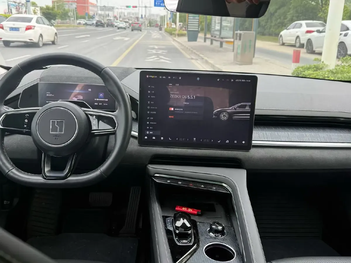 2022 Zeekr 001 BEV 100KWH,autocango,china used car exporter,china ev exporter,chinese used car exporter,chinese used ev exporter