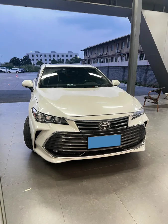 2021 Toyota Avalon 2.5L 209HP L4 8AT,autocango,china used car exporter,china ev exporter,chinese used car exporter,chinese used ev exporter