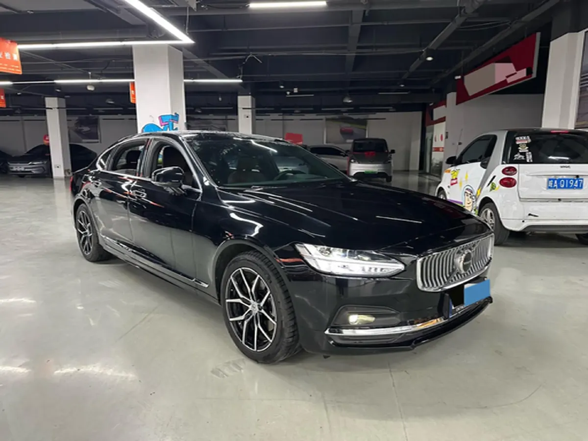2021 Volvo S90 2.0T 250HP L4 8AT,autocango,china used car exporter,china ev exporter,chinese used car exporter,chinese used ev exporter