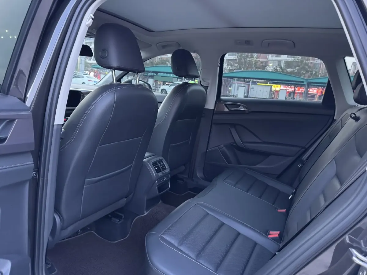 2021 Volkswagen Tharu 1.4T 150HP L4 7DCT,autocango,china used car exporter,china ev exporter,chinese used car exporter,chinese used ev exporter