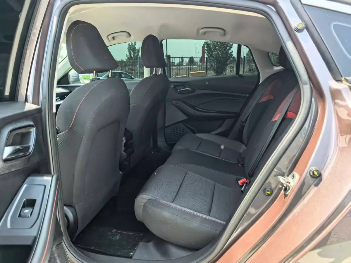 2023 MG 5 1.5L 129HP L4 5MT,autocango,china used car exporter,china ev exporter,chinese used car exporter,chinese used ev exporter