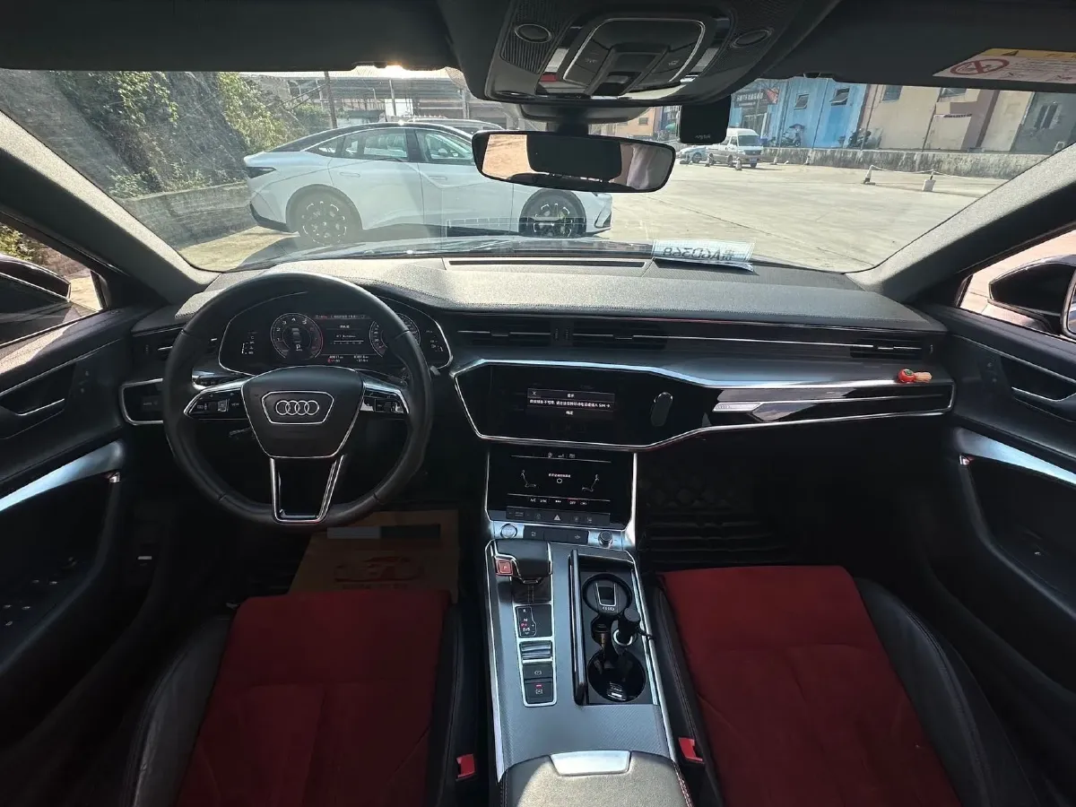 2019 Audi A6L 2.0T 190HP L4 7DCT,autocango,china used car exporter,china ev exporter,chinese used car exporter,chinese used ev exporter