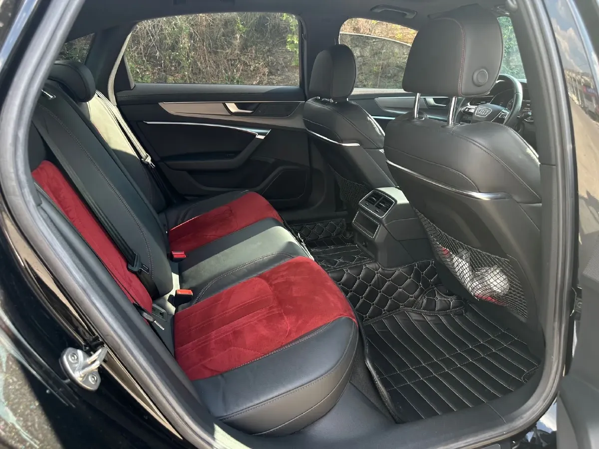 2019 Audi A6L 2.0T 190HP L4 7DCT,autocango,china used car exporter,china ev exporter,chinese used car exporter,chinese used ev exporter