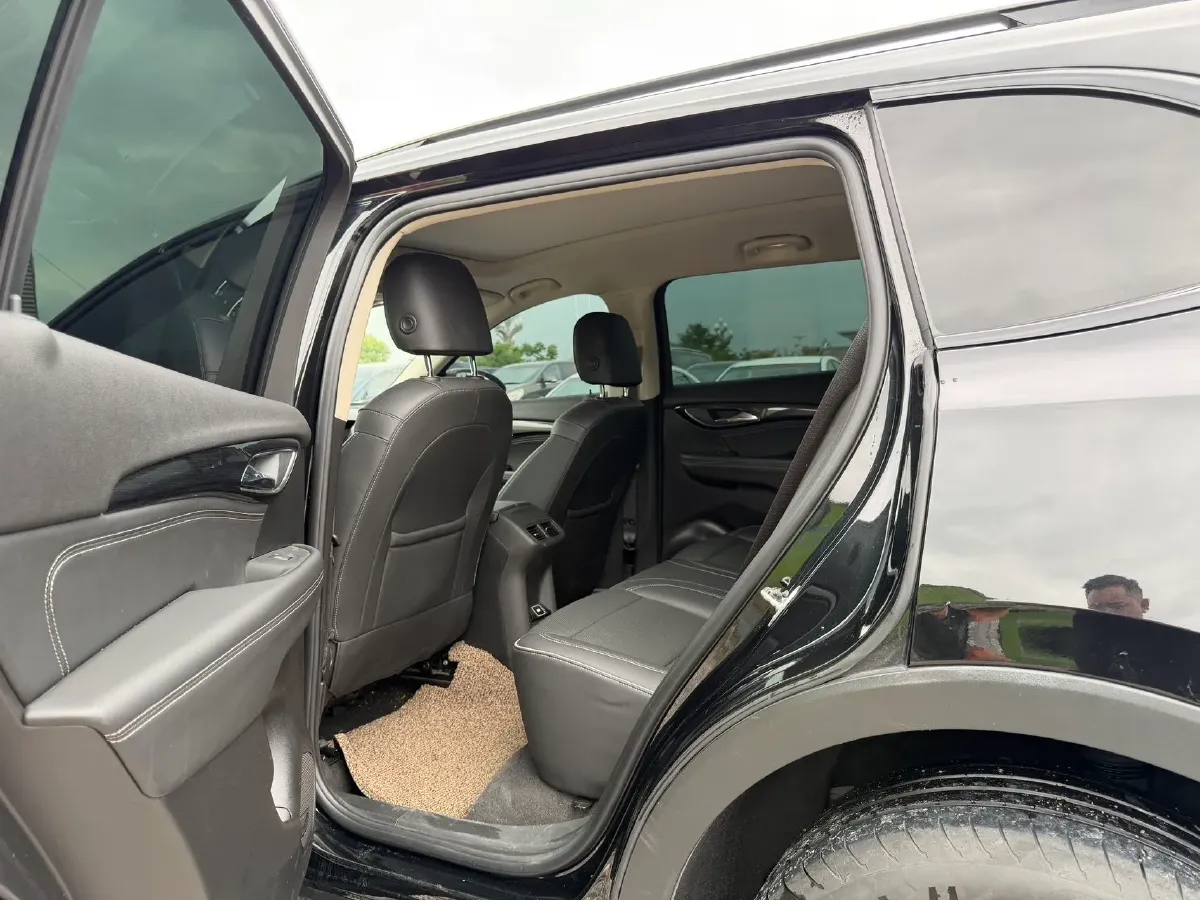 2023 Buick EnvisionPlus 2.0T 237HP L4 9AT,autocango,china used car exporter,china ev exporter,chinese used car exporter,chinese used ev exporter