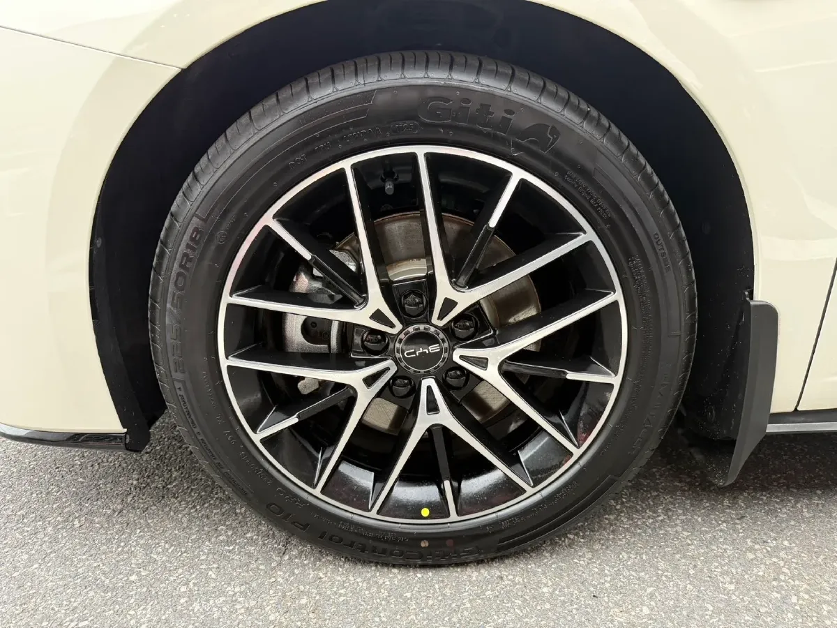 2025 BYD Seal07 DM-i 1.5L 101HP L4 E-CVT PHEV 17.6KWH,autocango,china used car exporter,china ev exporter,chinese used car exporter,chinese used ev exporter