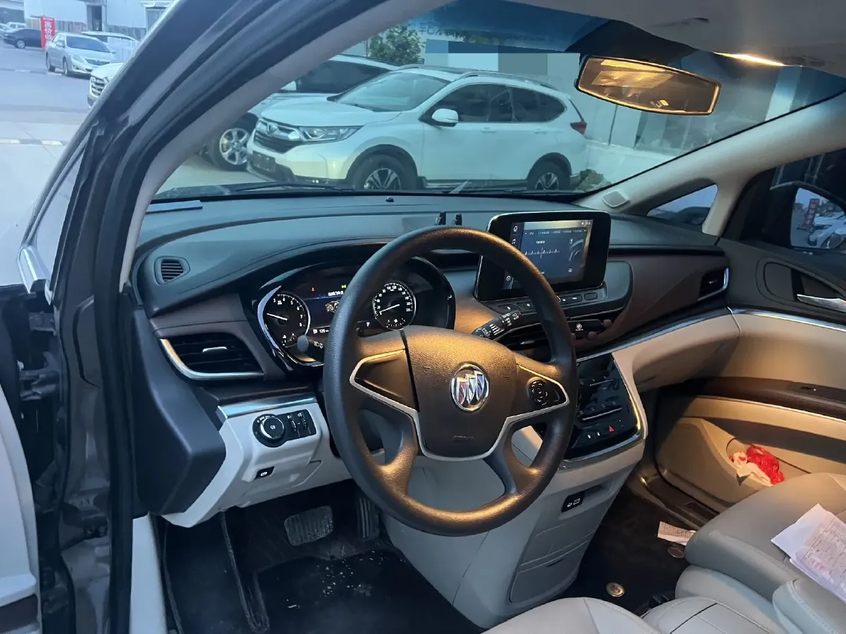 2022 Buick GL8 2.0T 237HP L4 9AT,autocango,china used car exporter,china ev exporter,chinese used car exporter,chinese used ev exporter