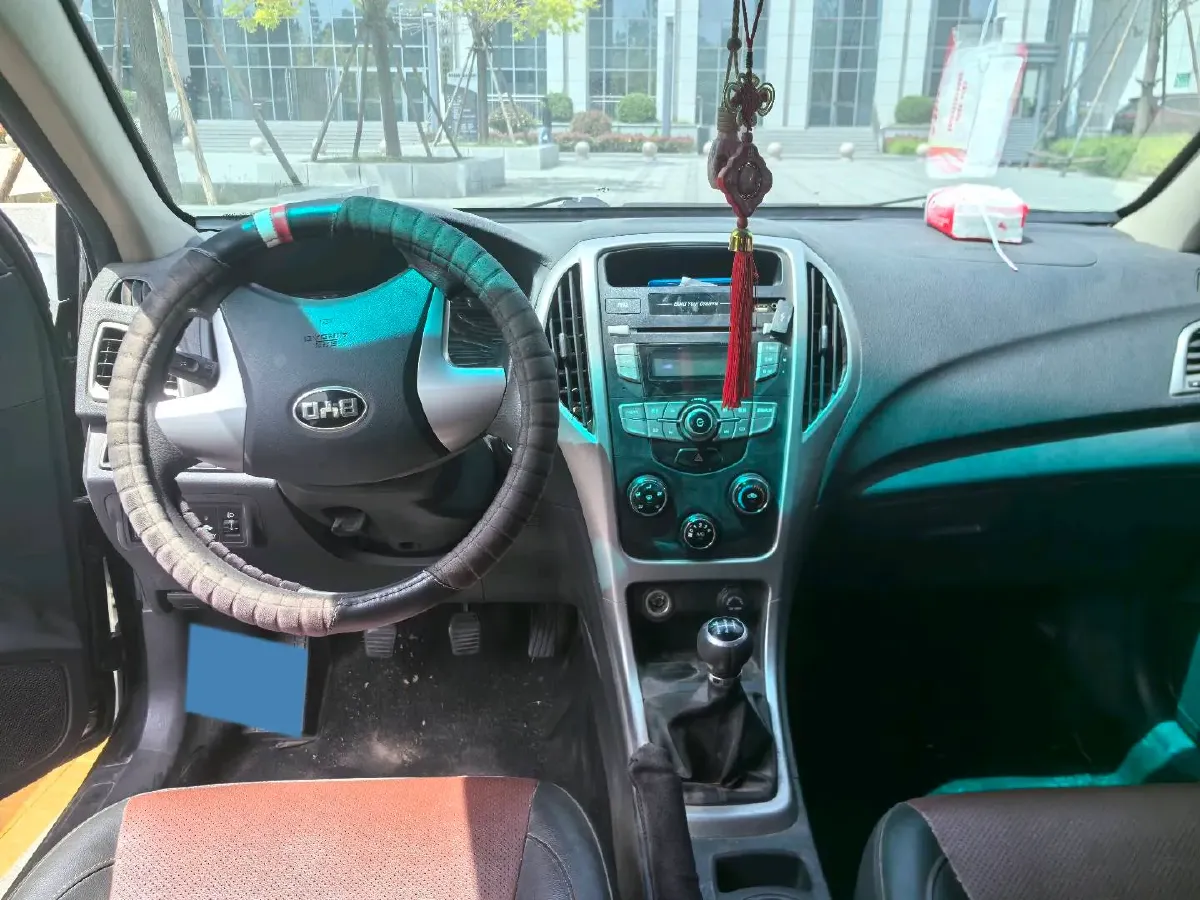 2018 BYD F3 1.5L 109HP L4 5MT,autocango,china used car exporter,china ev exporter,chinese used car exporter,chinese used ev exporter