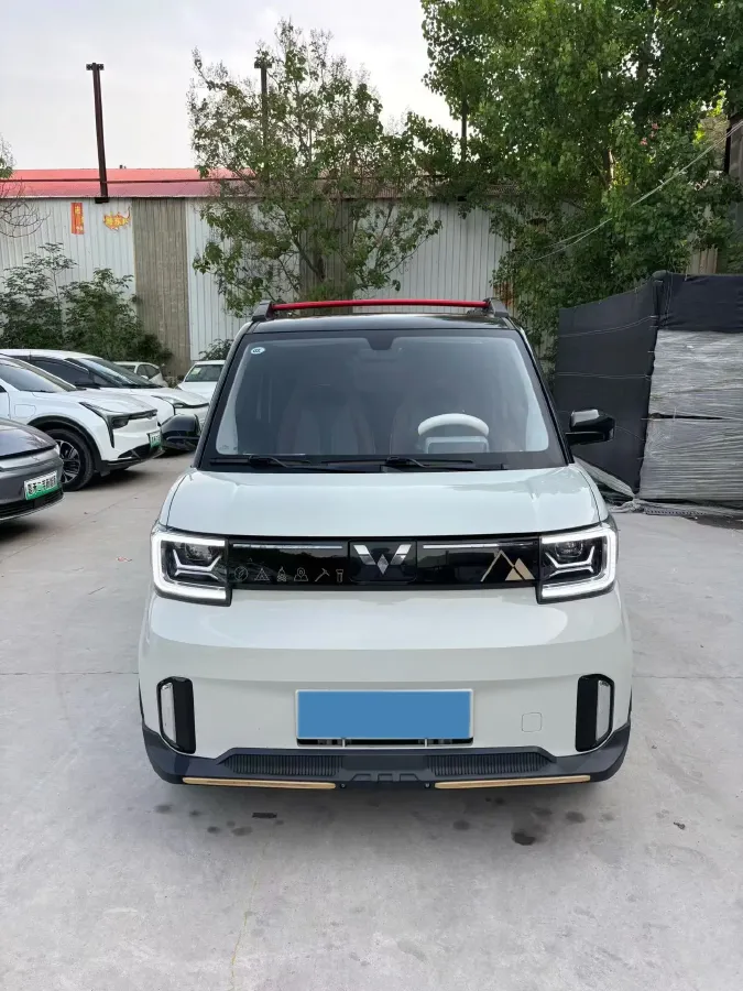 2022 WuLing HongGuang MINI EV BEV 26.5KWH,autocango,china used car exporter,china ev exporter,chinese used car exporter,chinese used ev exporter