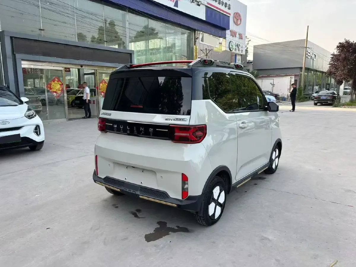 2022 WuLing HongGuang MINI EV BEV 26.5KWH,autocango,china used car exporter,china ev exporter,chinese used car exporter,chinese used ev exporter