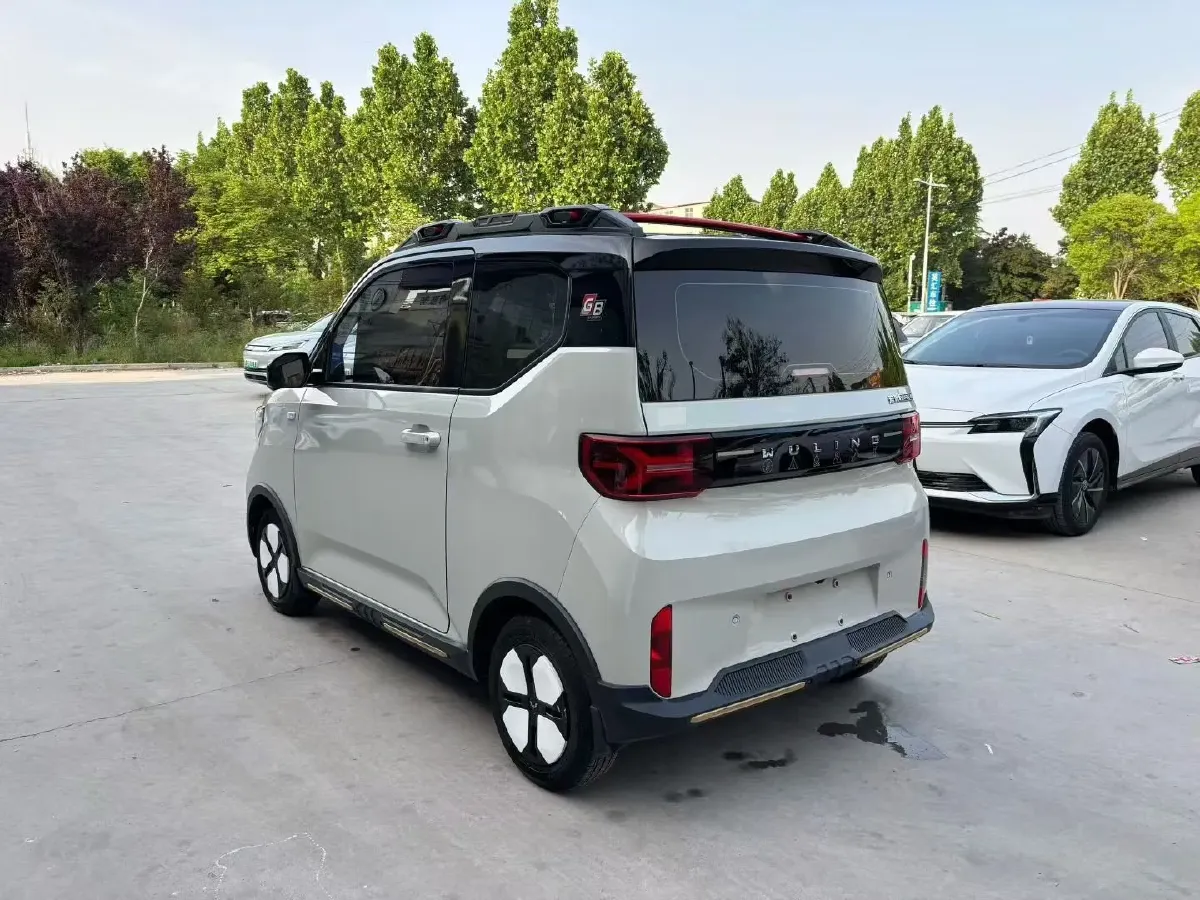 2022 WuLing HongGuang MINI EV BEV 26.5KWH,autocango,china used car exporter,china ev exporter,chinese used car exporter,chinese used ev exporter