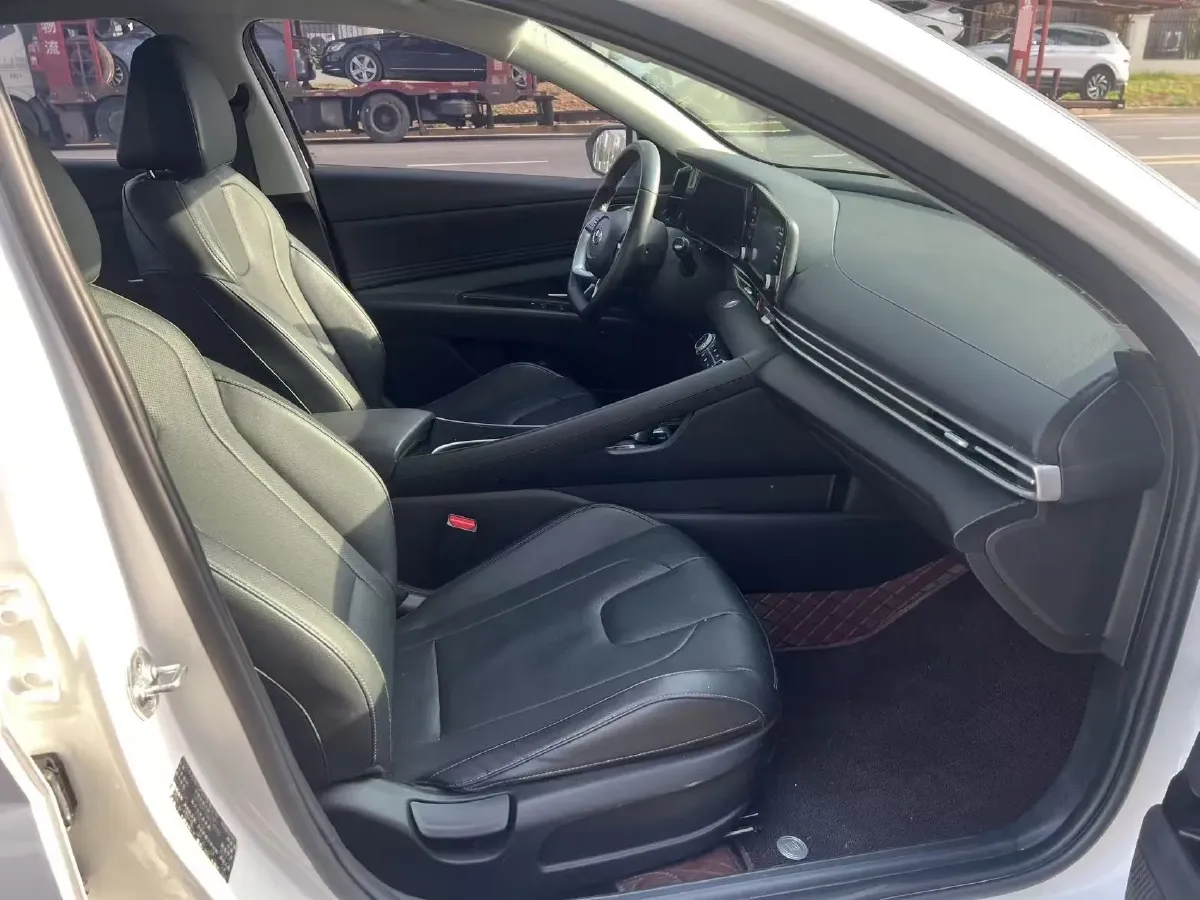 2022 Hyundai Elantra 1.5L 115HP L4 CVT,autocango,china used car exporter,china ev exporter,chinese used car exporter,chinese used ev exporter