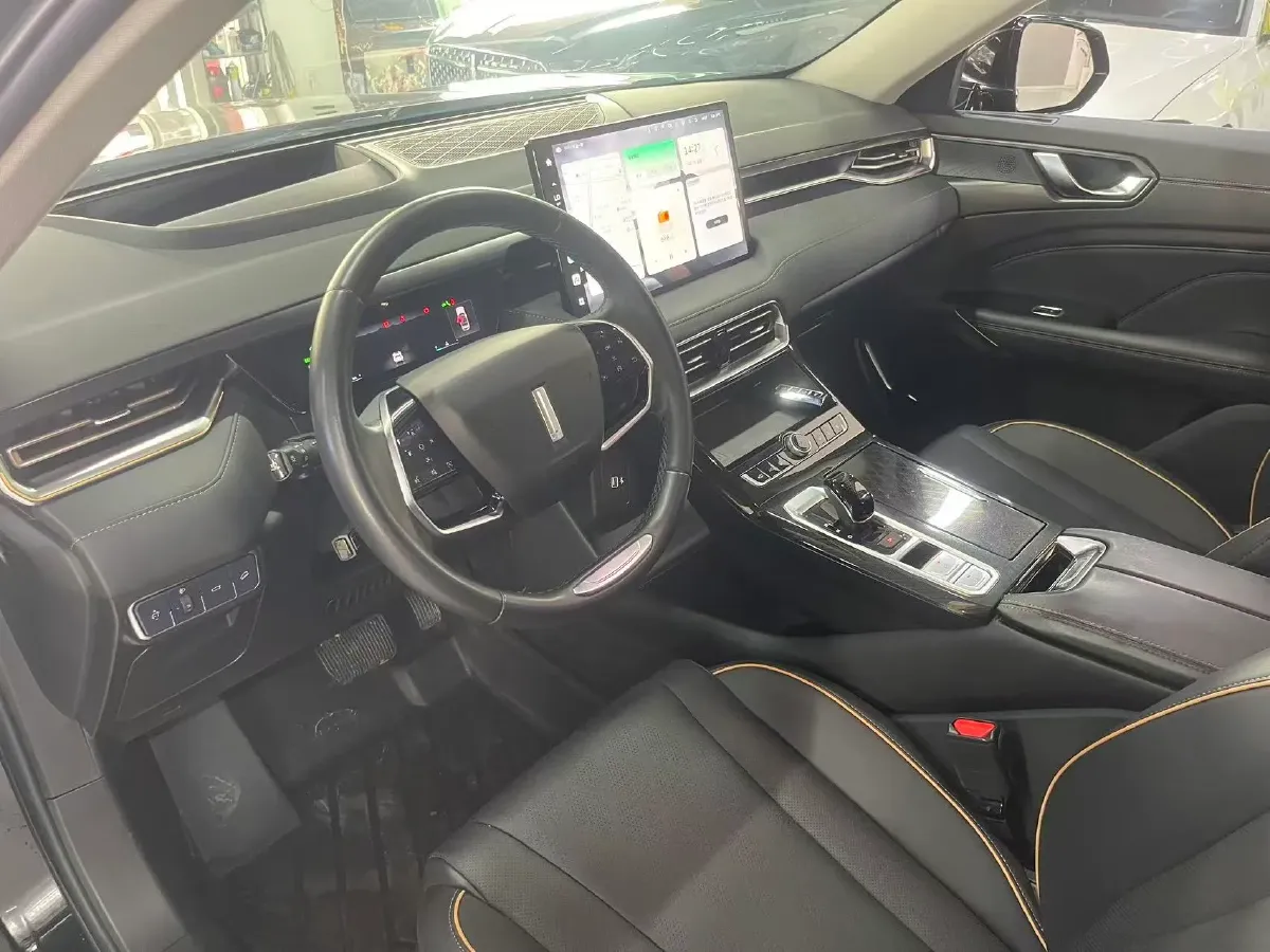 2022 WEY Latte DHT 1.5T 156HP L4 2DHT Hybrid,autocango,china used car exporter,china ev exporter,chinese used car exporter,chinese used ev exporter