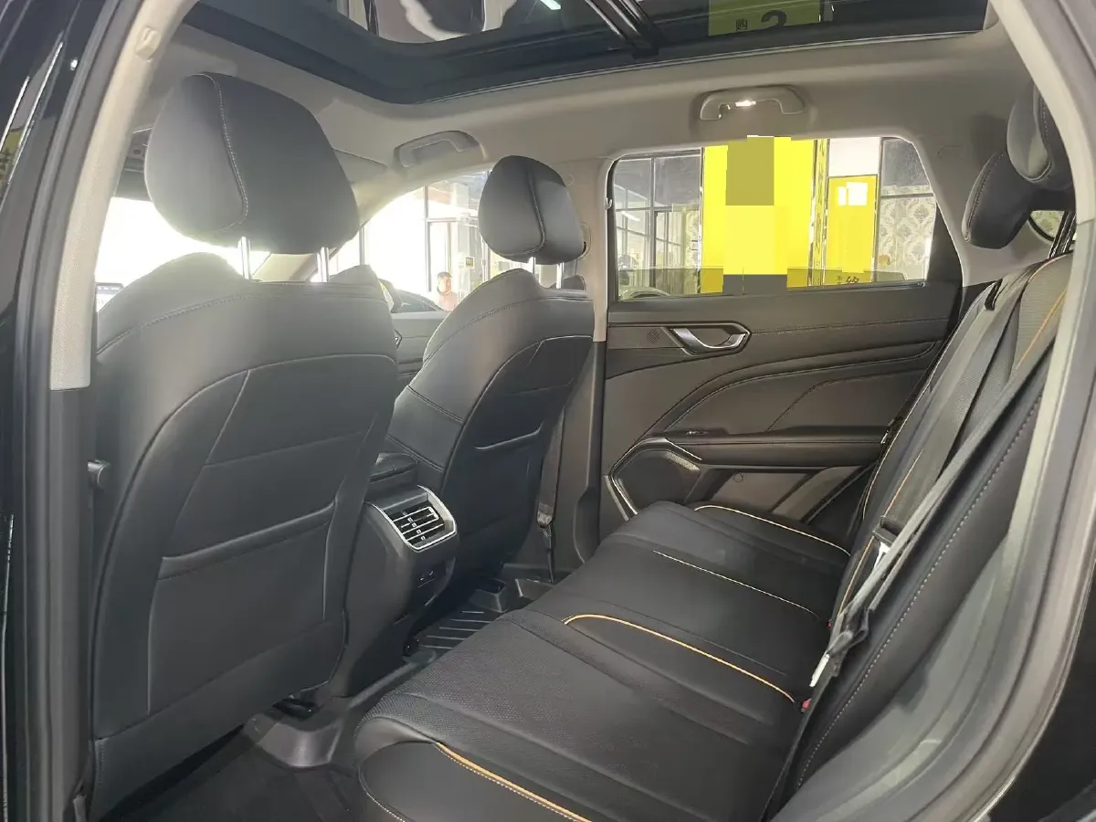 2022 WEY Latte DHT 1.5T 156HP L4 2DHT Hybrid,autocango,china used car exporter,china ev exporter,chinese used car exporter,chinese used ev exporter